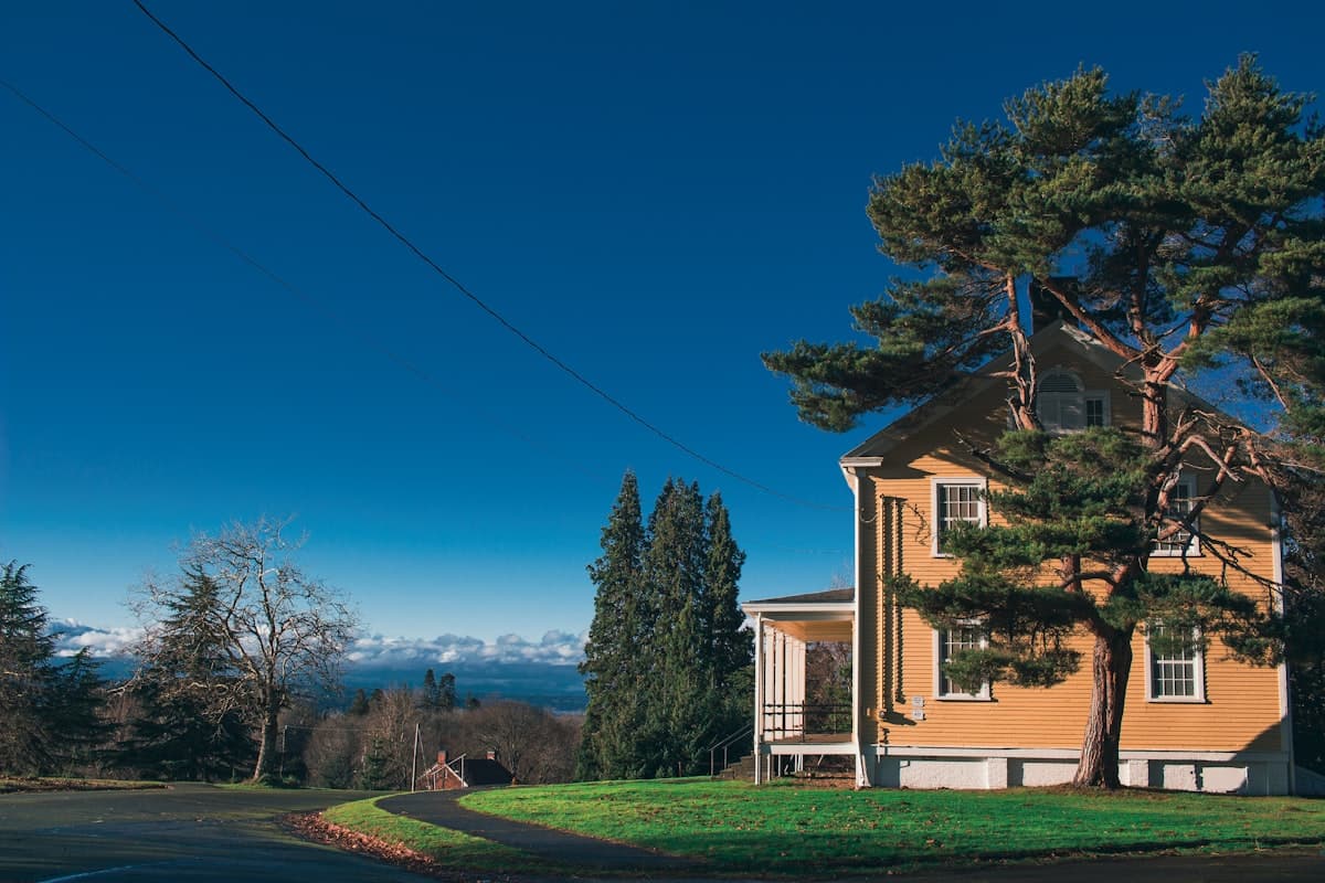 A classic Pacific Northwest home in a King County neighborhood